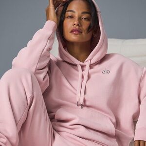 NWT Alo Accolade Hoodie & Pants set, Ballet Pink